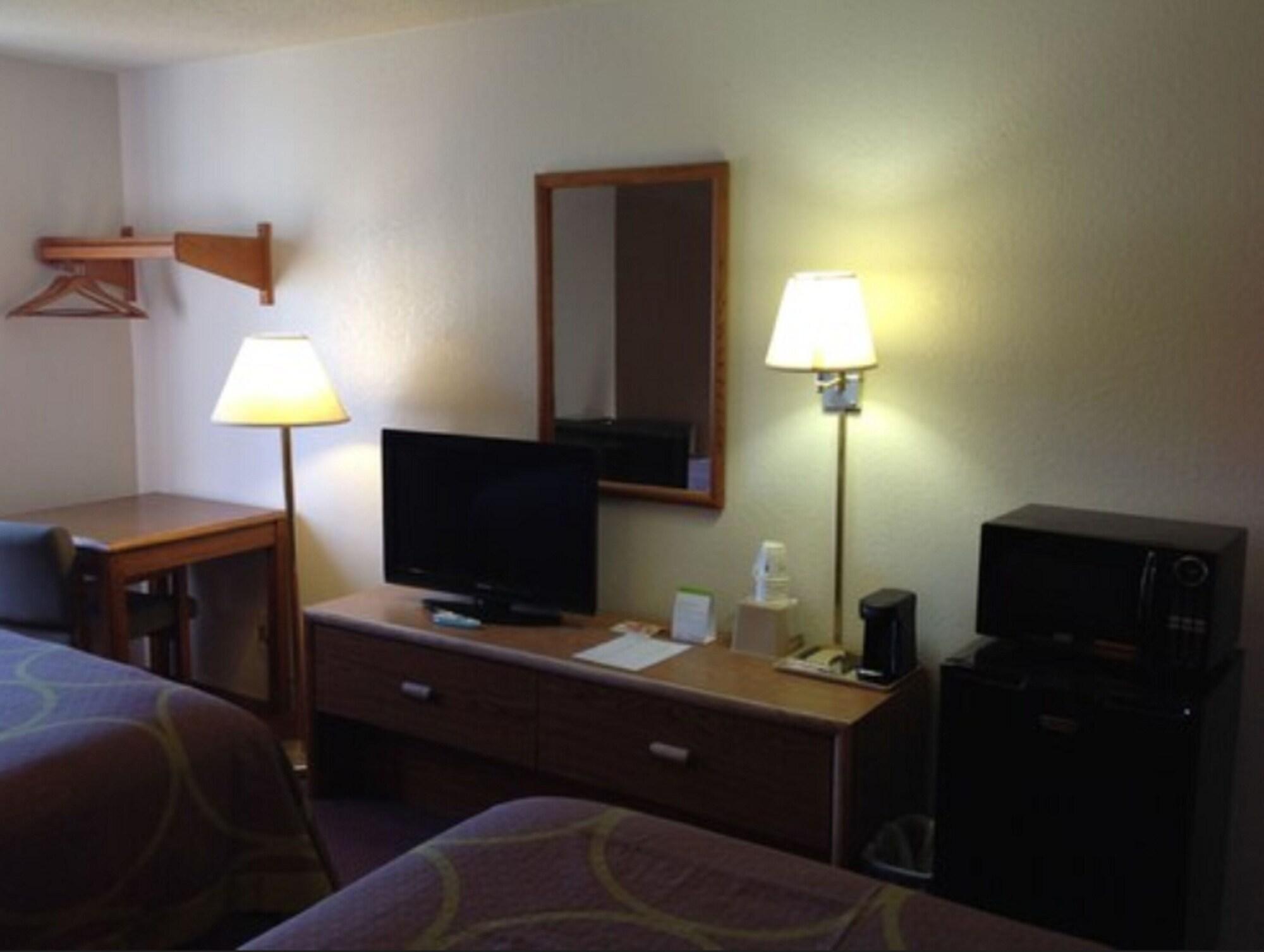 Super 8 By Wyndham Winchester Va Ngoại thất bức ảnh