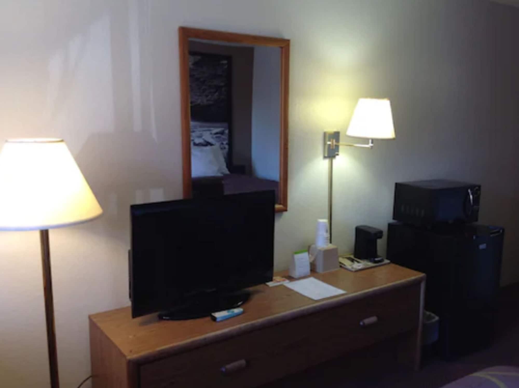 Super 8 By Wyndham Winchester Va Ngoại thất bức ảnh