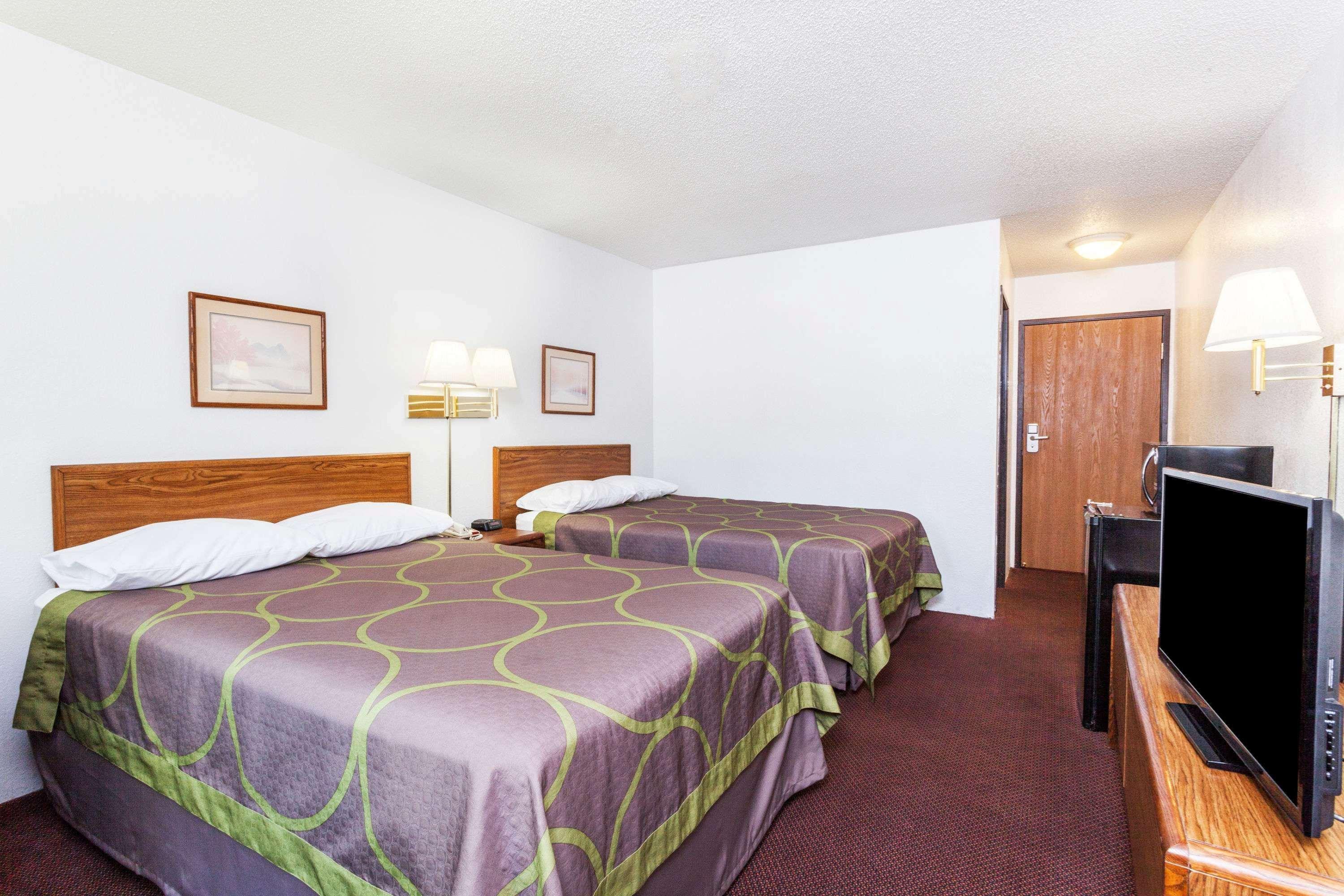 Super 8 By Wyndham Winchester Va Ngoại thất bức ảnh