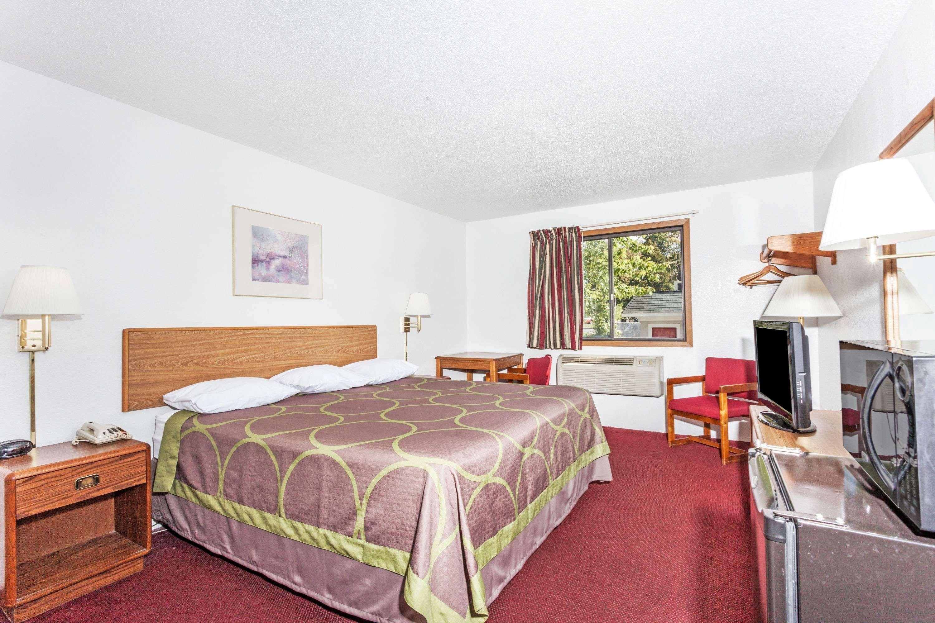 Super 8 By Wyndham Winchester Va Ngoại thất bức ảnh