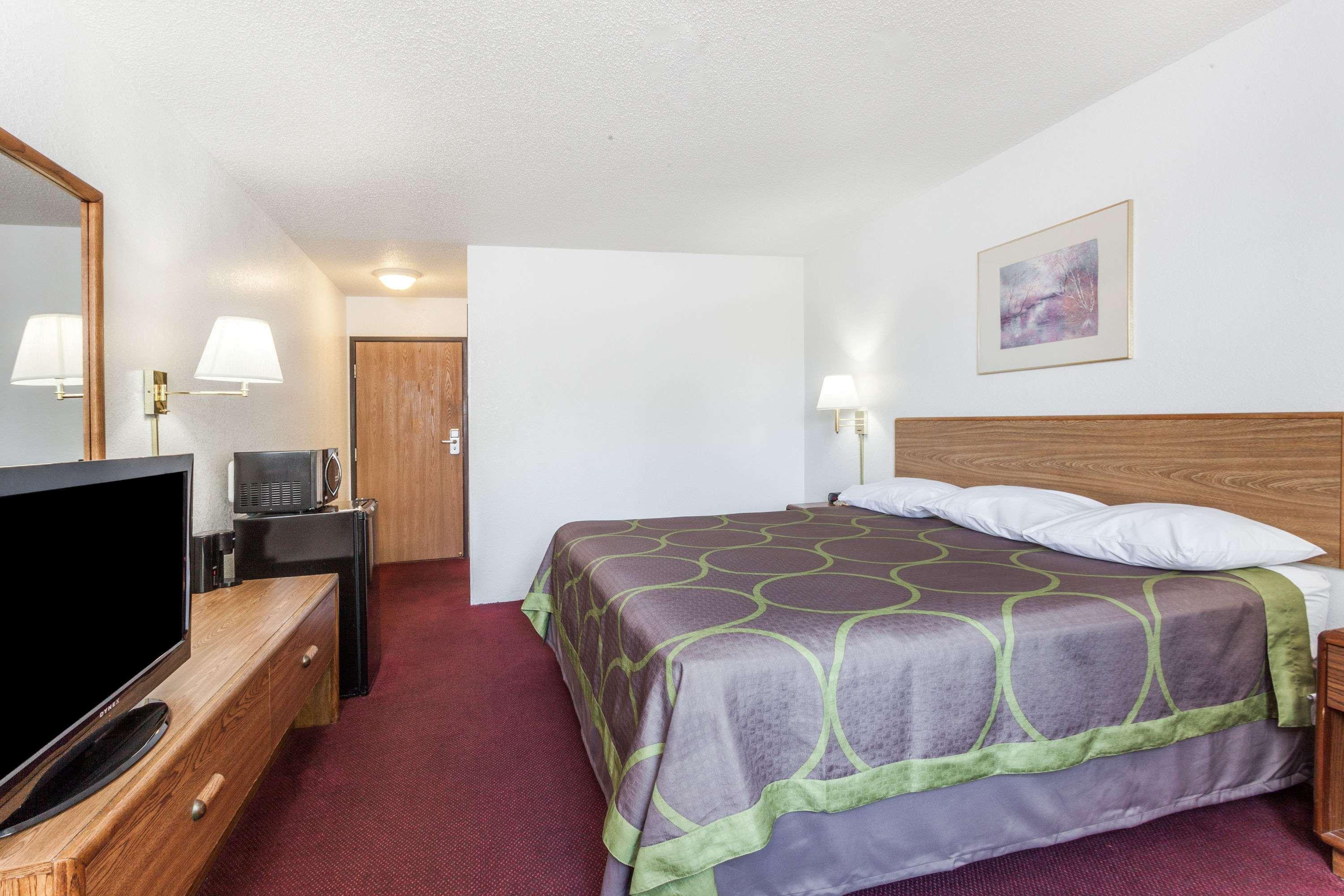 Super 8 By Wyndham Winchester Va Ngoại thất bức ảnh